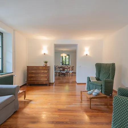 Residenza Regina On The By Rent דירה *