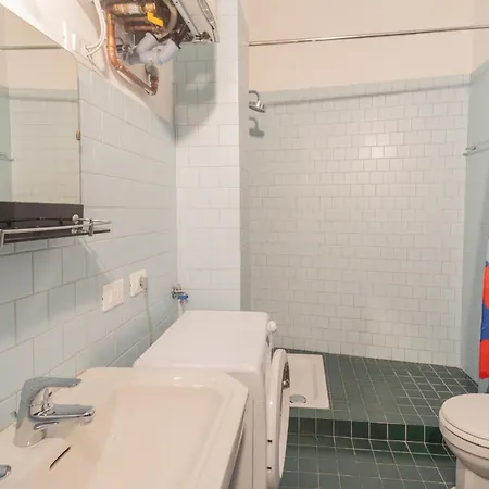 Residenza Regina On The By Rent דירה *